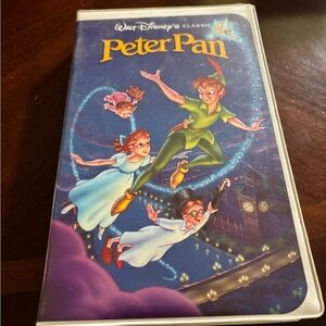 Walt Disney’s Classic Peter Pan VHS Tape used like new